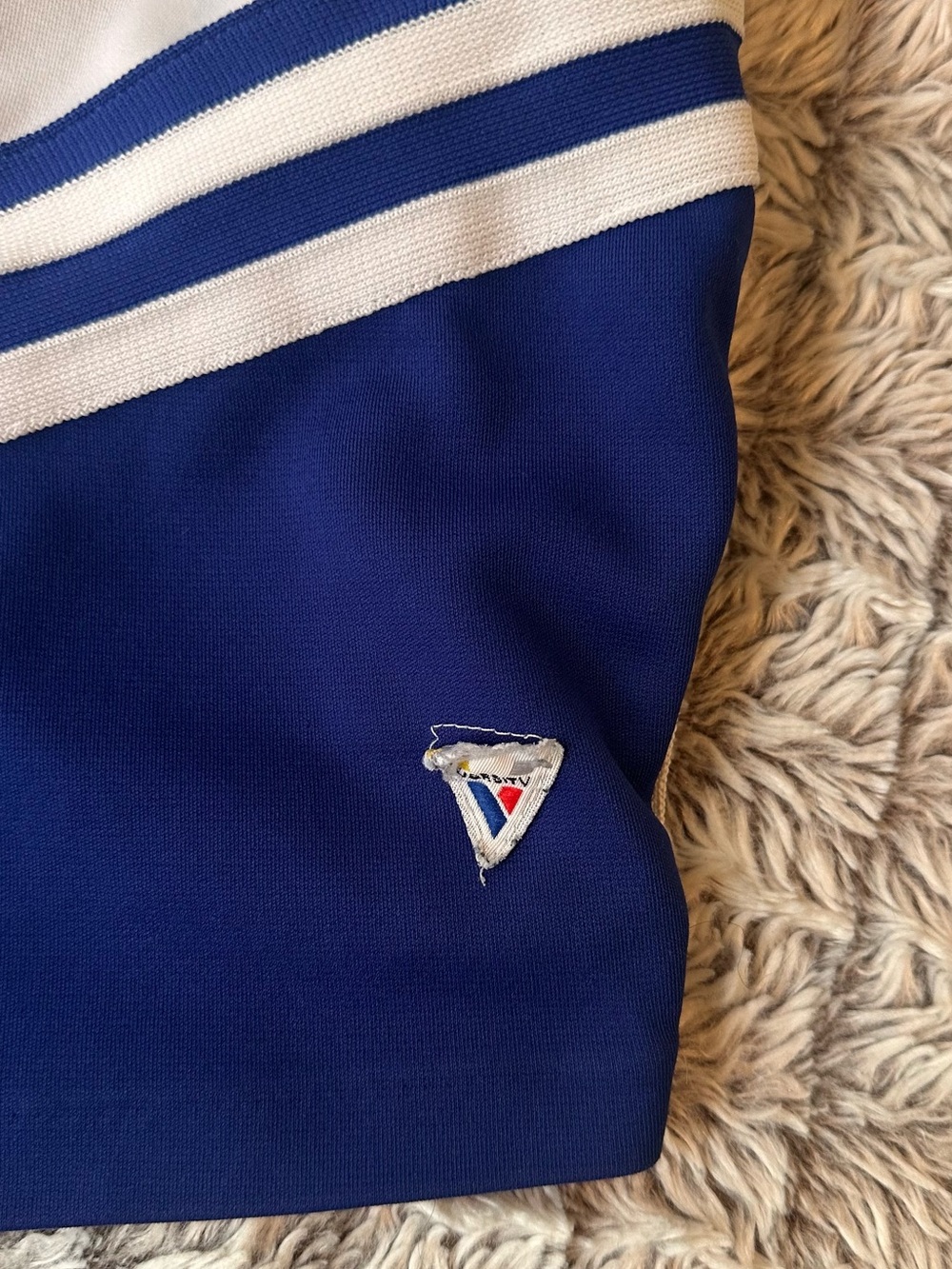 Vintage Bulldog Varsity Cheerleading Top Size 36 Kids - Picture 9 of 10